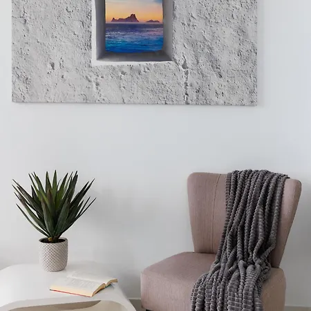 Sea Senses Blue Ocean Apartment